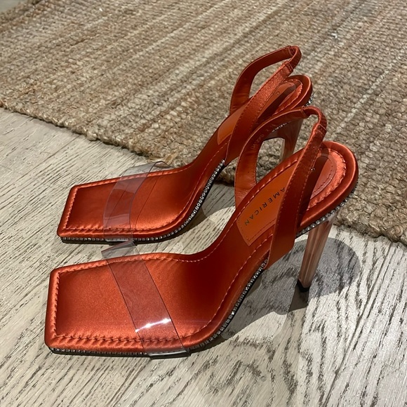 BRAND NEW Good American Satin Crystal Crush Heels SZ 10 - Picture 3 of 3